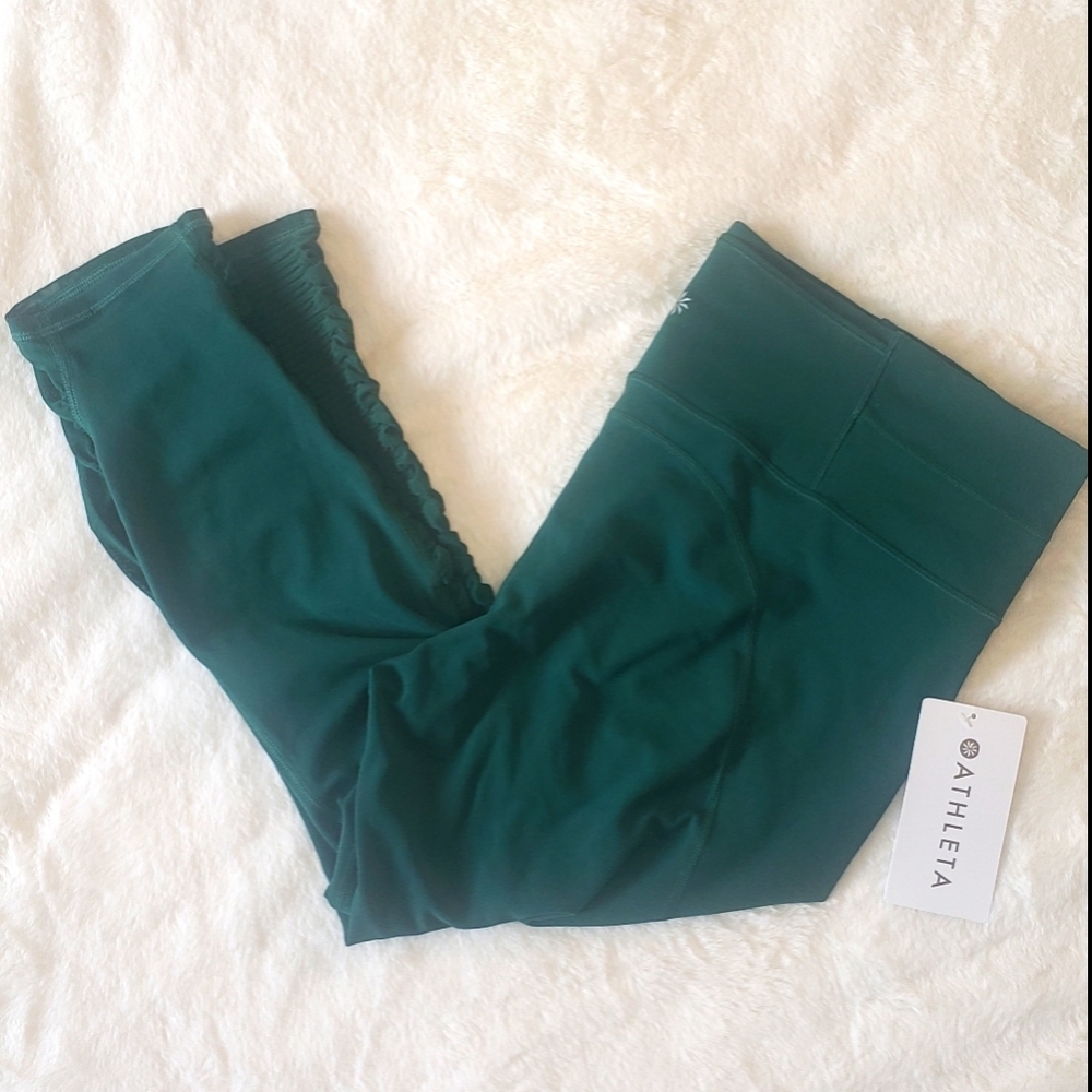 🆕️Athleta- Bakasana 7/8 Tight